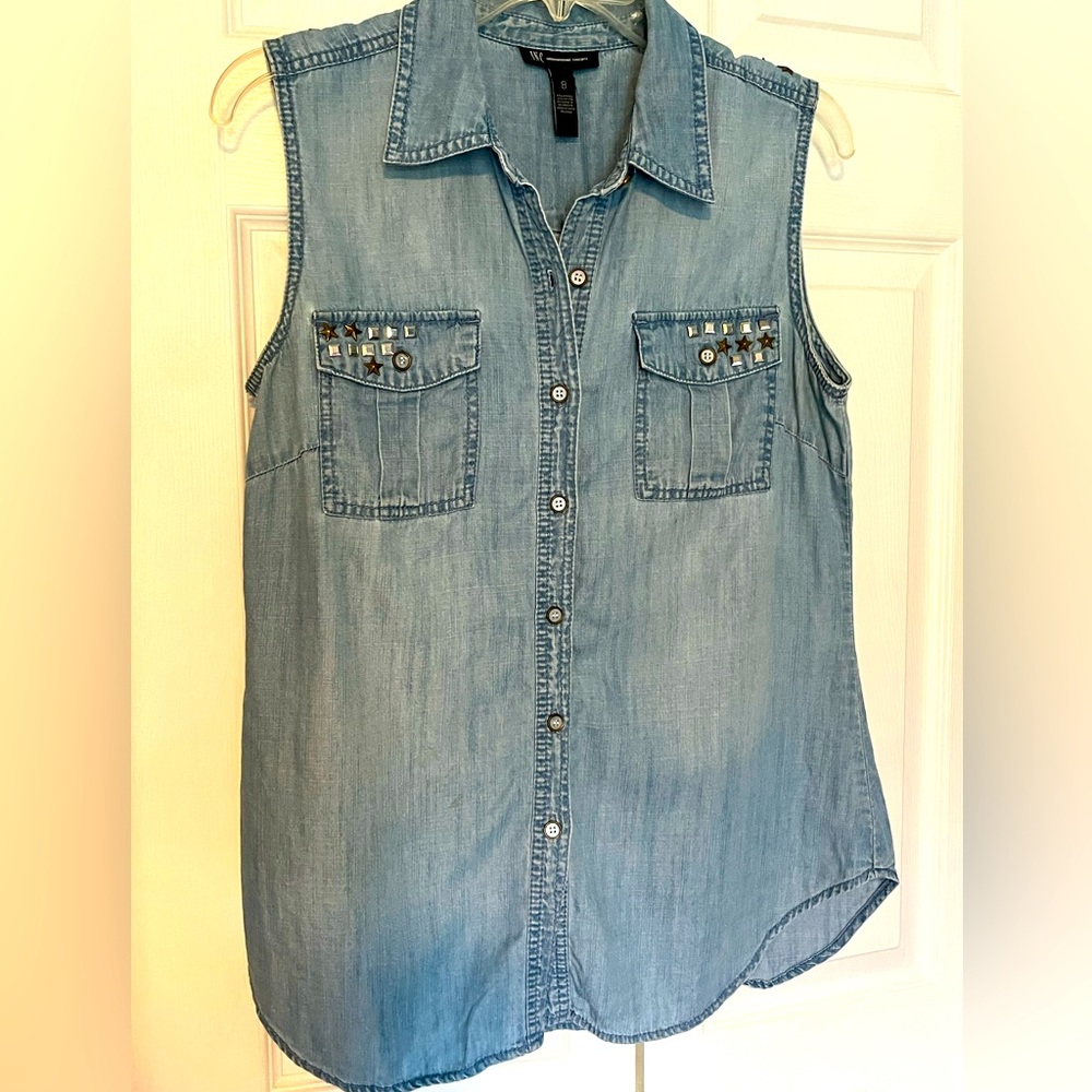 Sleeveless studded button down shirt